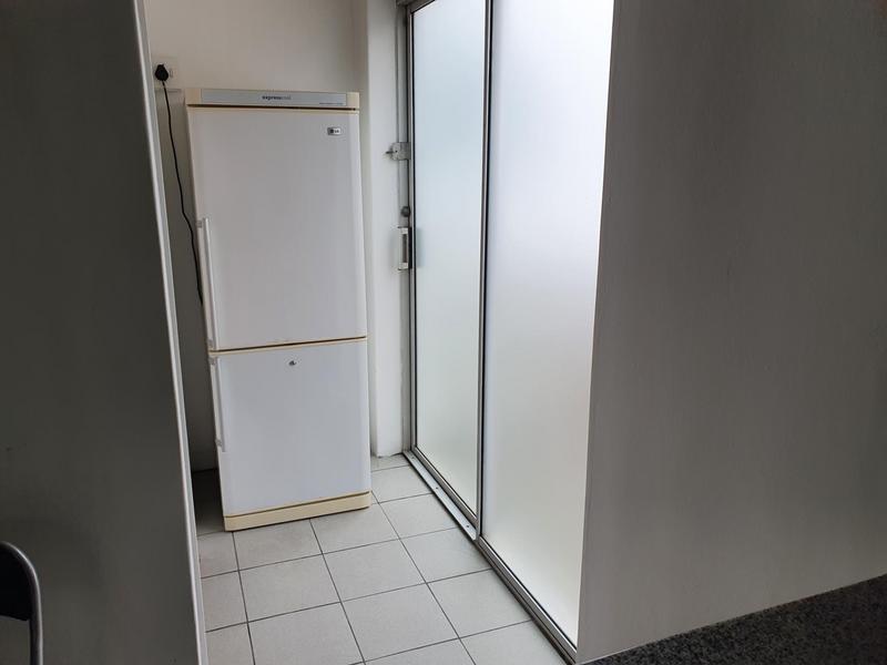 To Let 1 Bedroom Property for Rent in Walmer Estate Western Cape